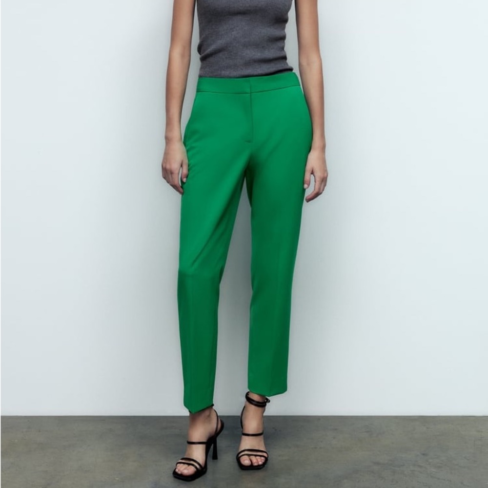 Zara Set - Green Blazer & Ankle Pants - Picture 11 of 17